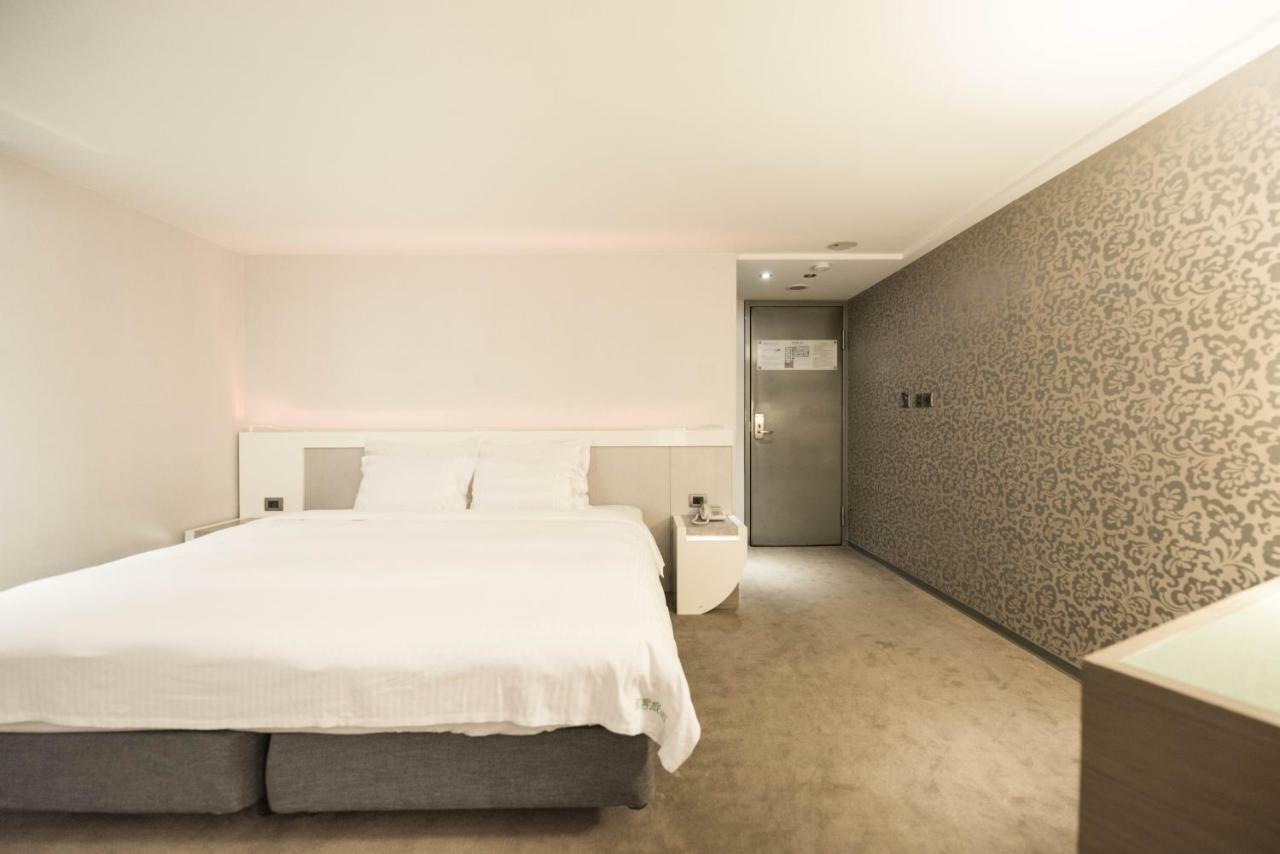 Saual Keh Hotel Taipei Eksteriør bilde